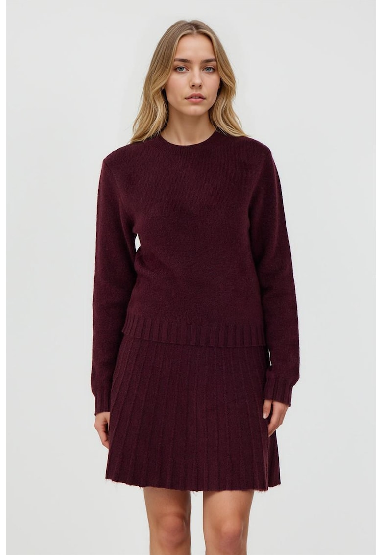 Pulover uni cu decolteu la baza gatului - Visiniu