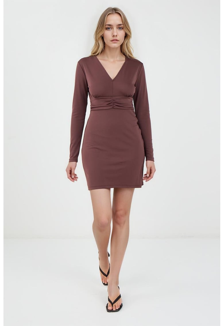 Rochie cambrata cu decolteu in V