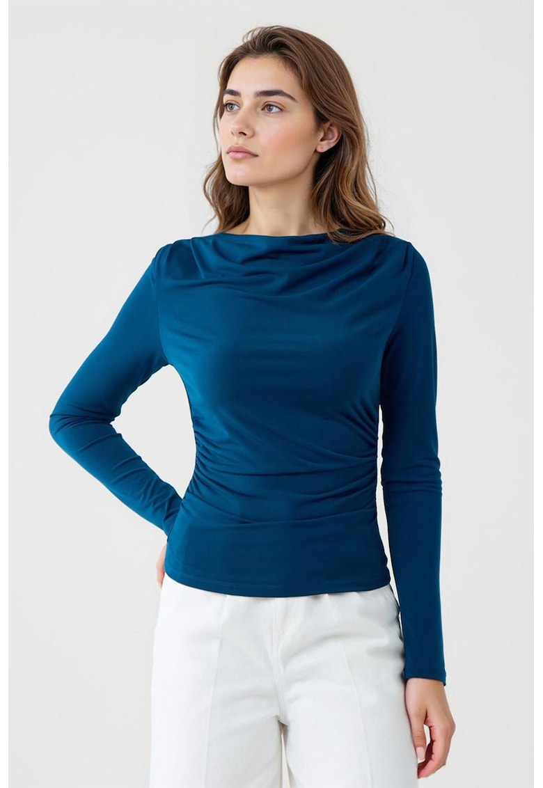 Bluza cambrata cu fronseuri