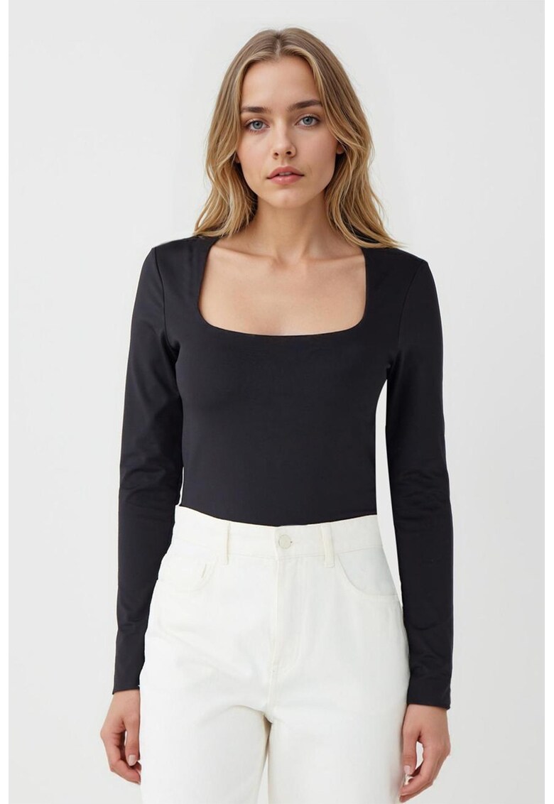 Bluza cu decolteu patrat - Negru