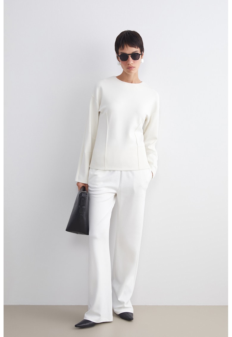 Pantaloni de trening cu croiala ampla si talie elastica Pantaloni de trening cu croiala ampla si talie elastica