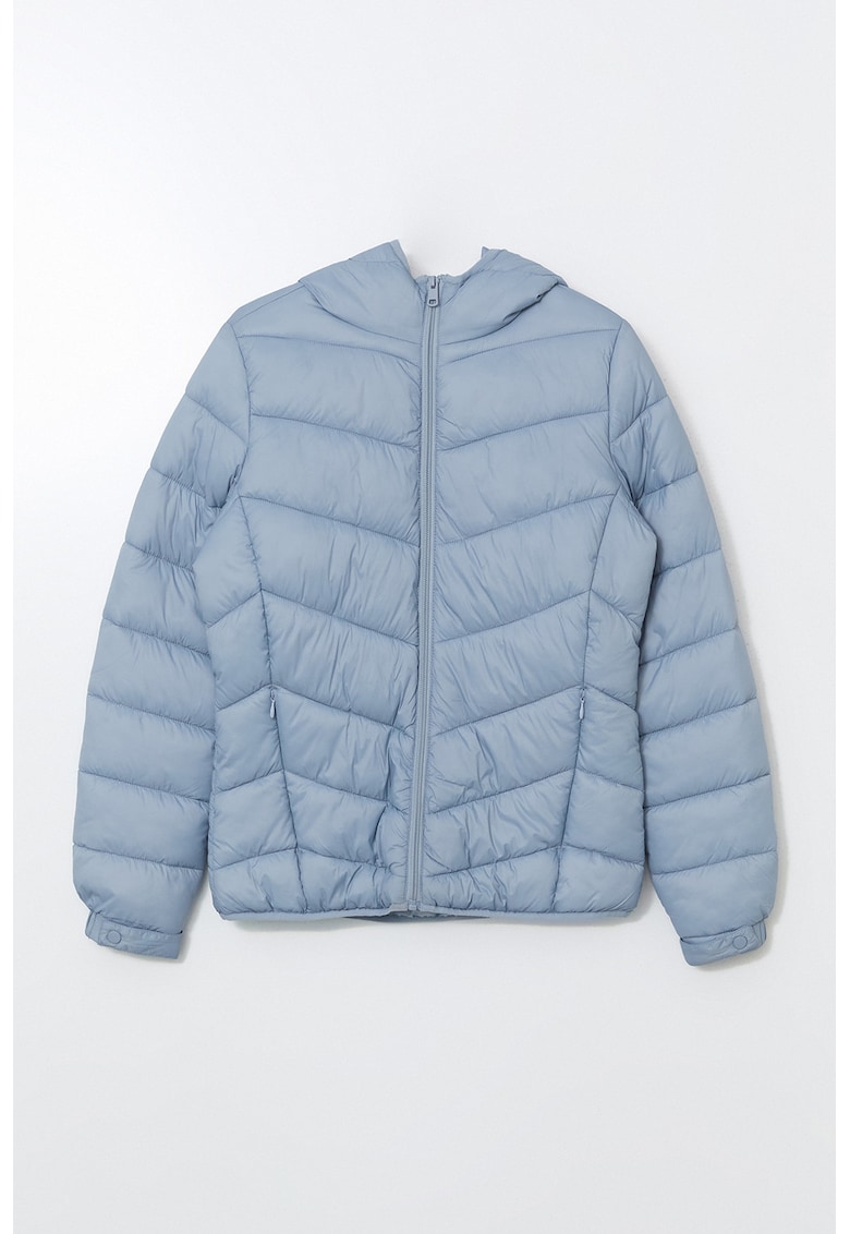 Geaca matlasata cu fermoar