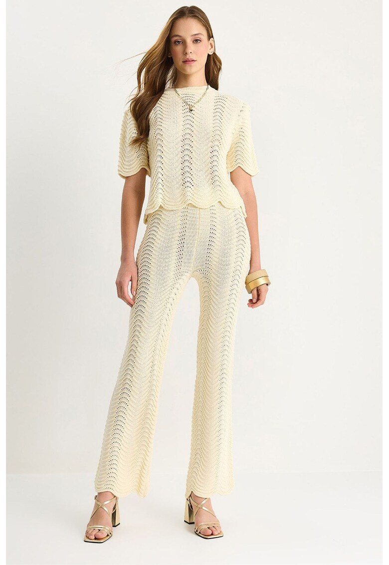 Set tricou si pantaloni dama - tricotaj cu dungi - talie inalta - crem -