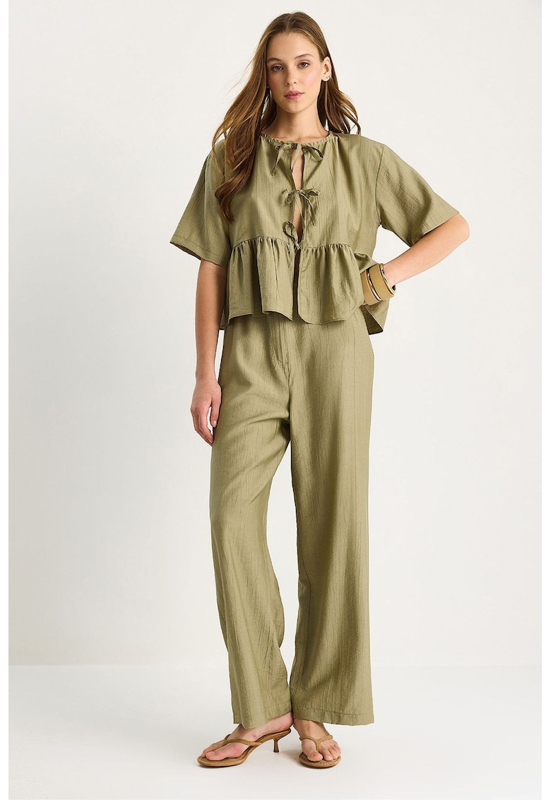 Set bluza si pantaloni dama - LUCCI - textil - cu volane - kaki