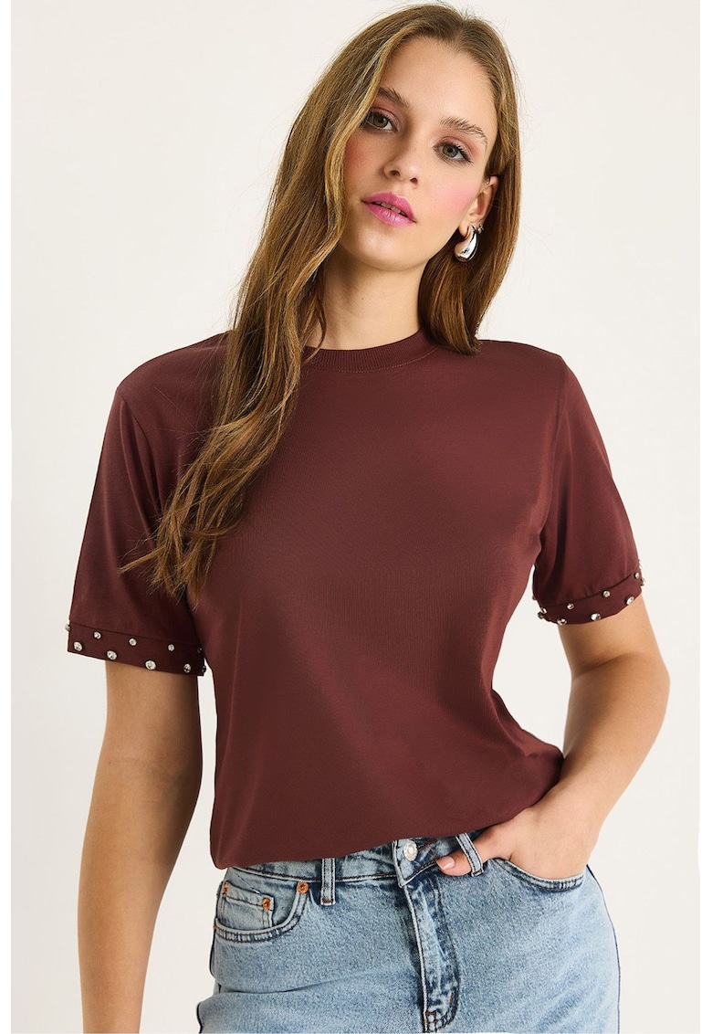 Tricou dama maneca scurta - guler rotund brodat - maro - jerseu