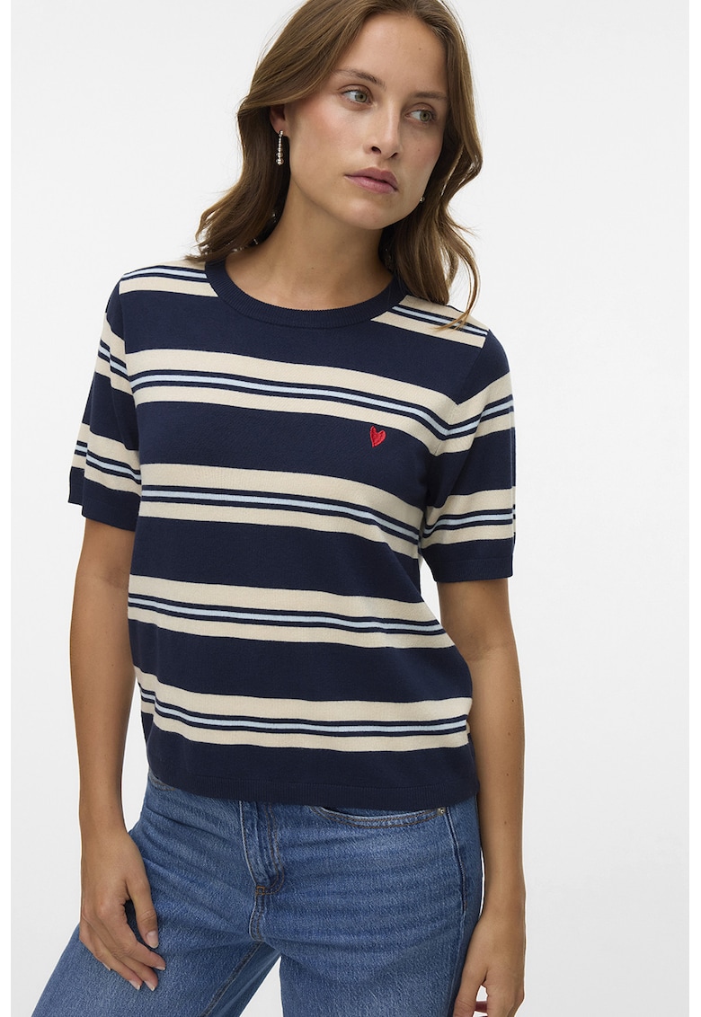 Pulover cu maneci scurte si model in dungi