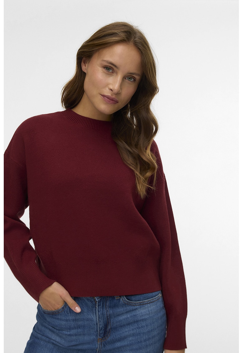 Pulover cu decolteu la baza gatului si model uni - Rosu