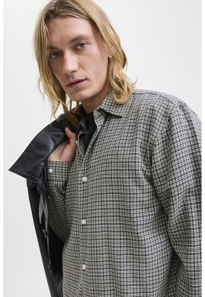 Camasa regular fit cu model in carouri - Alb/Negru/Roz somon