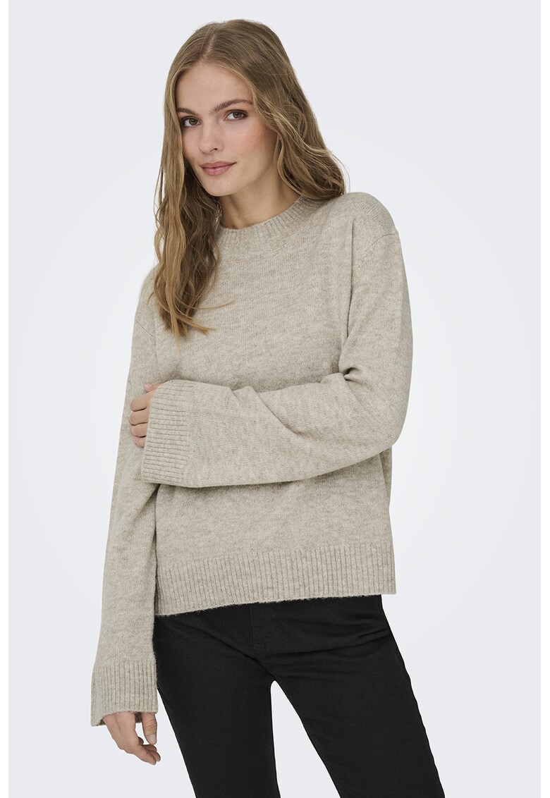 Pulover cu decolteu la baza gatului si maneci cazute - Maro camel