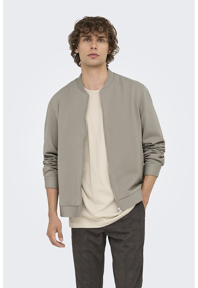 Jacheta cu fermoar si buzunare oblice