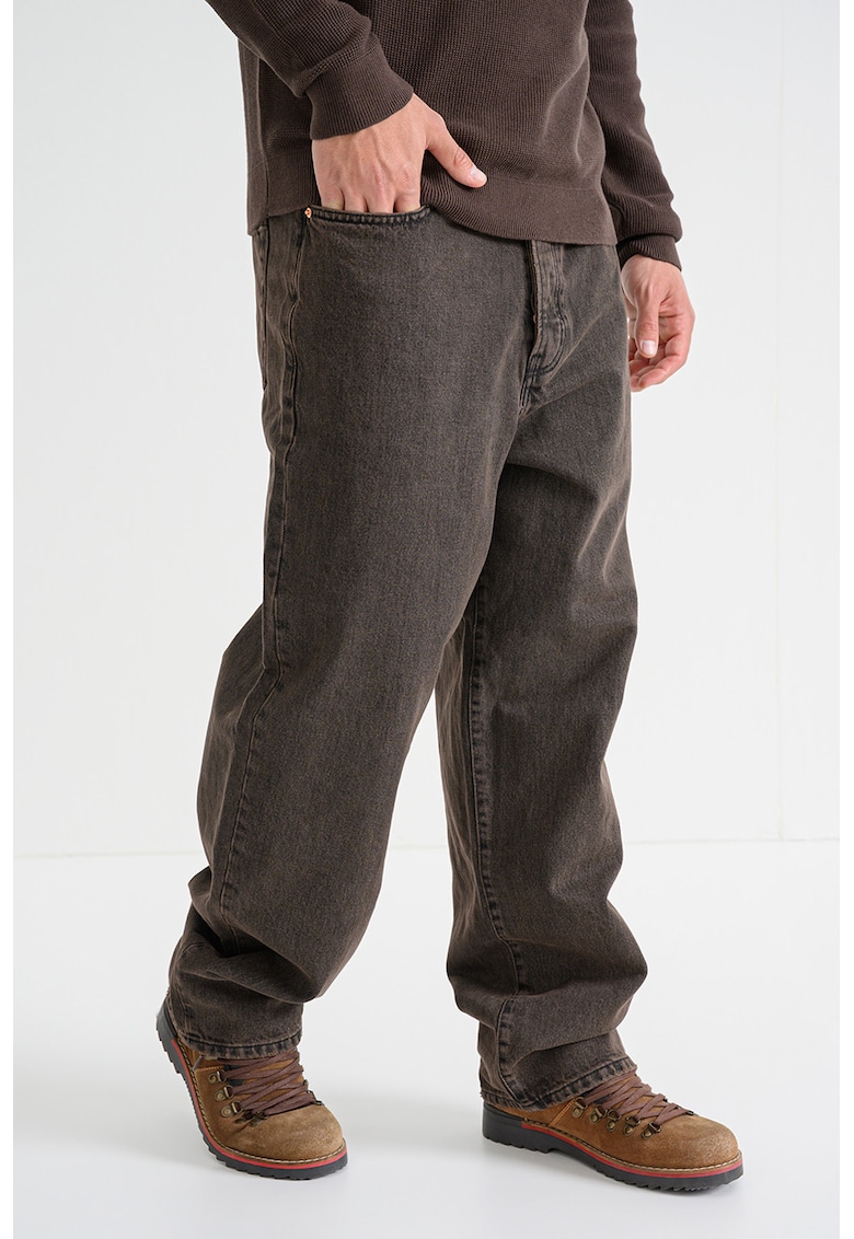 Blugi lejeri cu nasturi