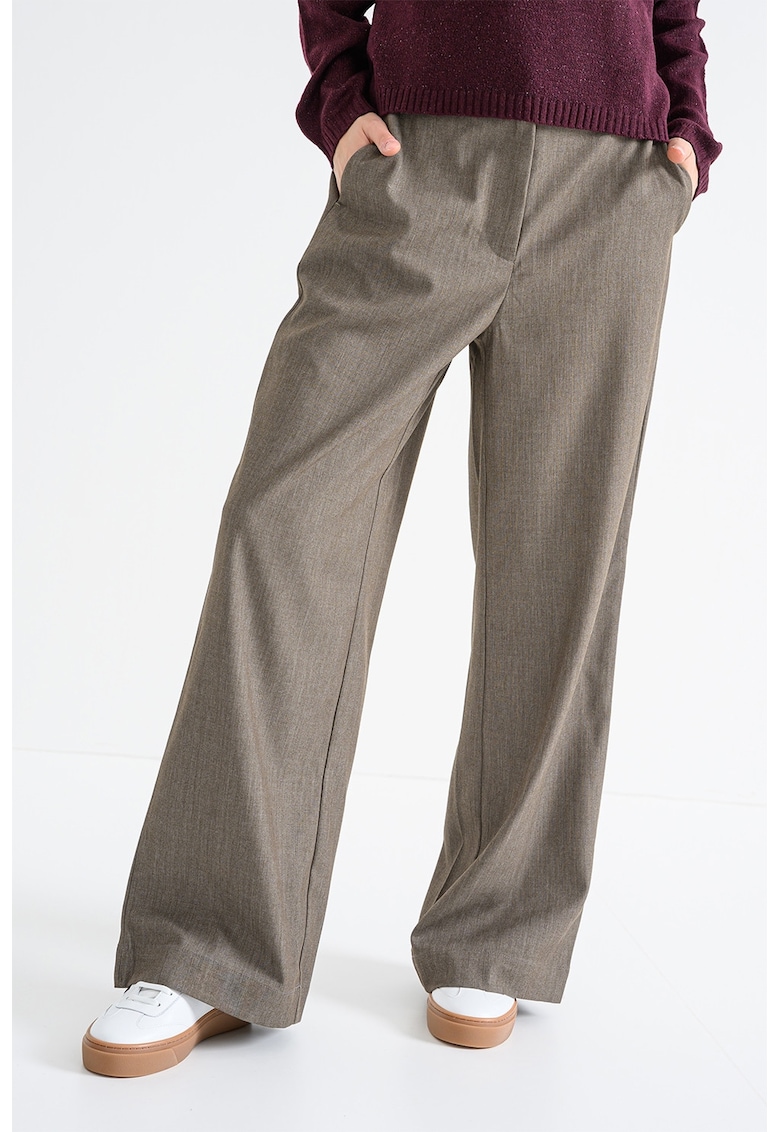 Pantaloni cu croiala ampla si talie elastica pe partea din spate