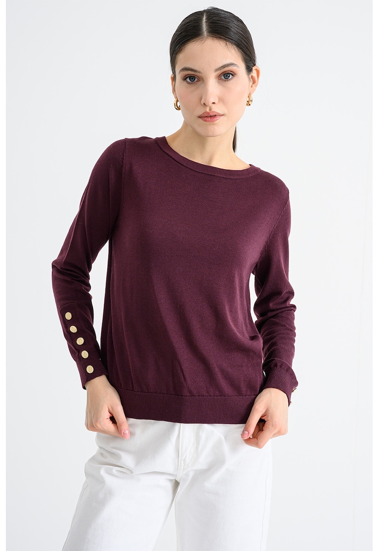 Pulover tricotat fin cu decolteu rotund