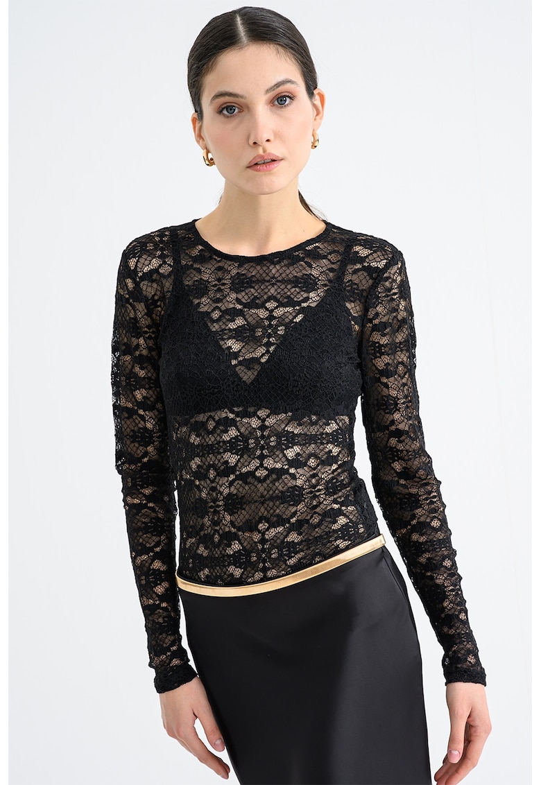 Bluza cu insertii din dantela