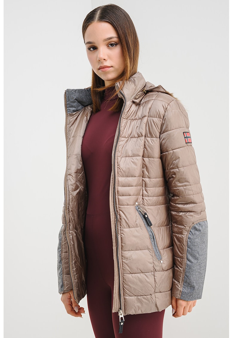 Jacheta matlasata cu fermoar si gluga Belete