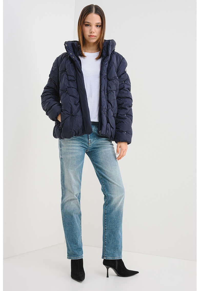 Jacheta matlasata scurta cu tinte Berola