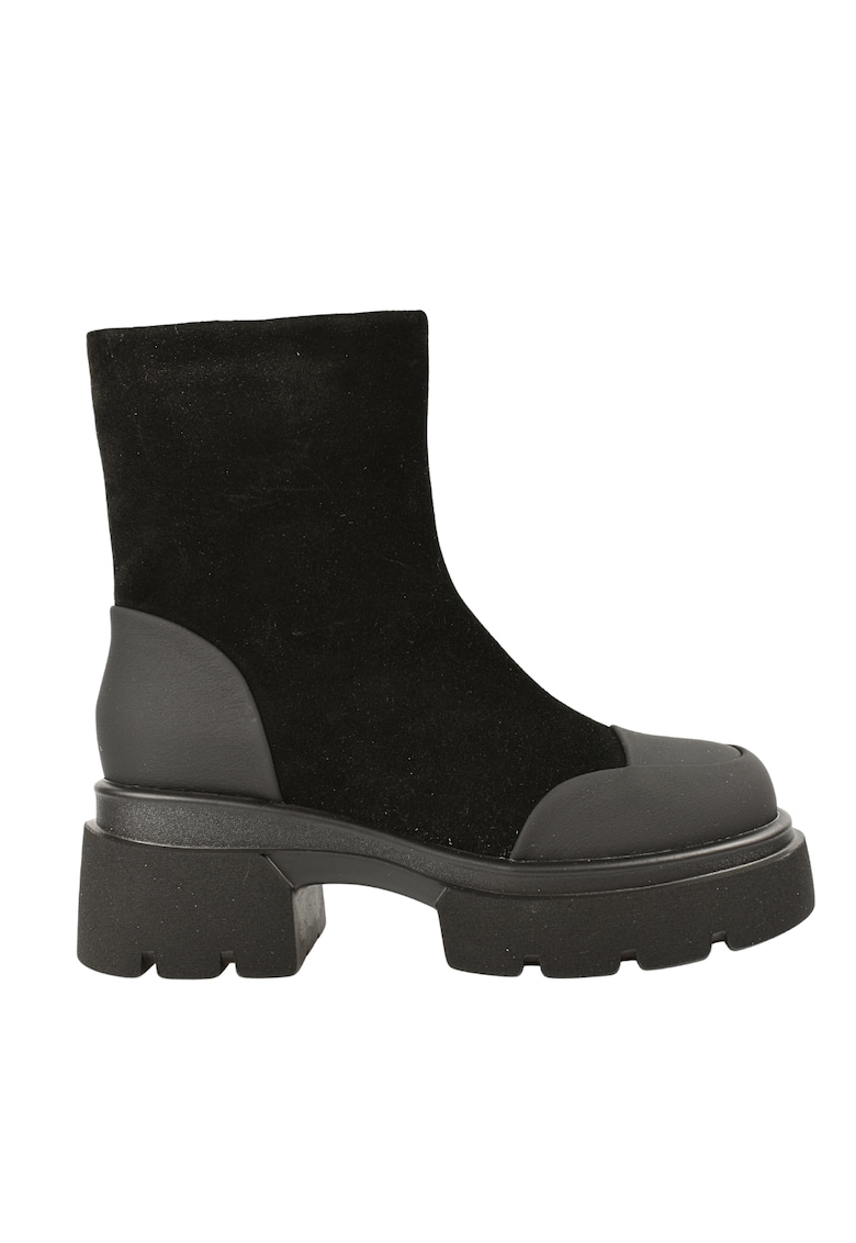 Ghete din piele si piele intoarsa - cu toc masiv