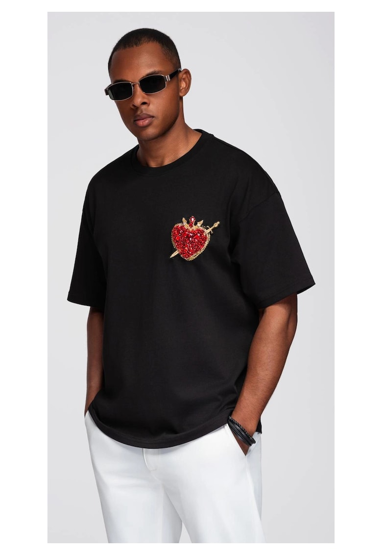 Ombre Tricou din bumbac cu aplicatie bijuterie pe piept OM-TSCT-0290 - Negru