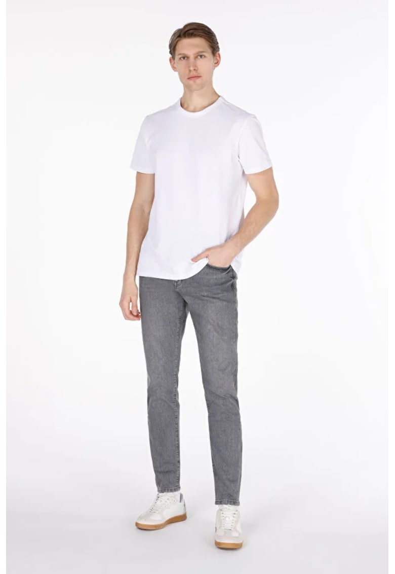 Pantaloni barbati slim fit