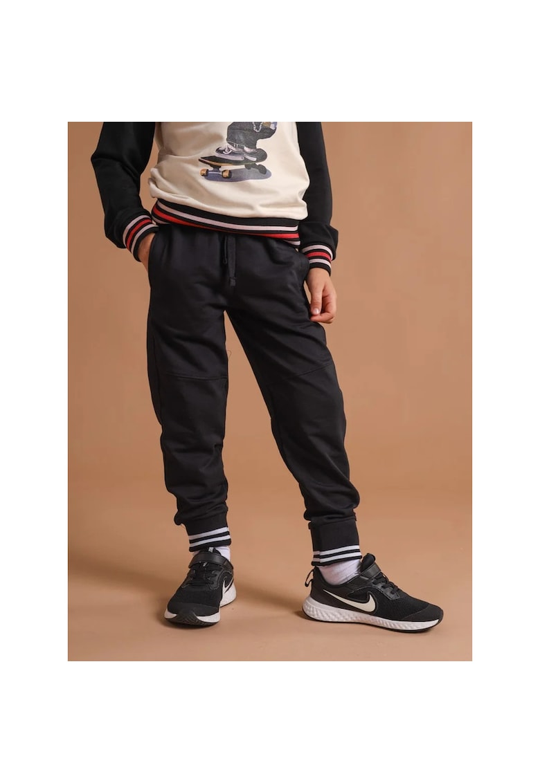 Pantaloni din bumbac - cu buzunare si manseta elastica - pentru baieti