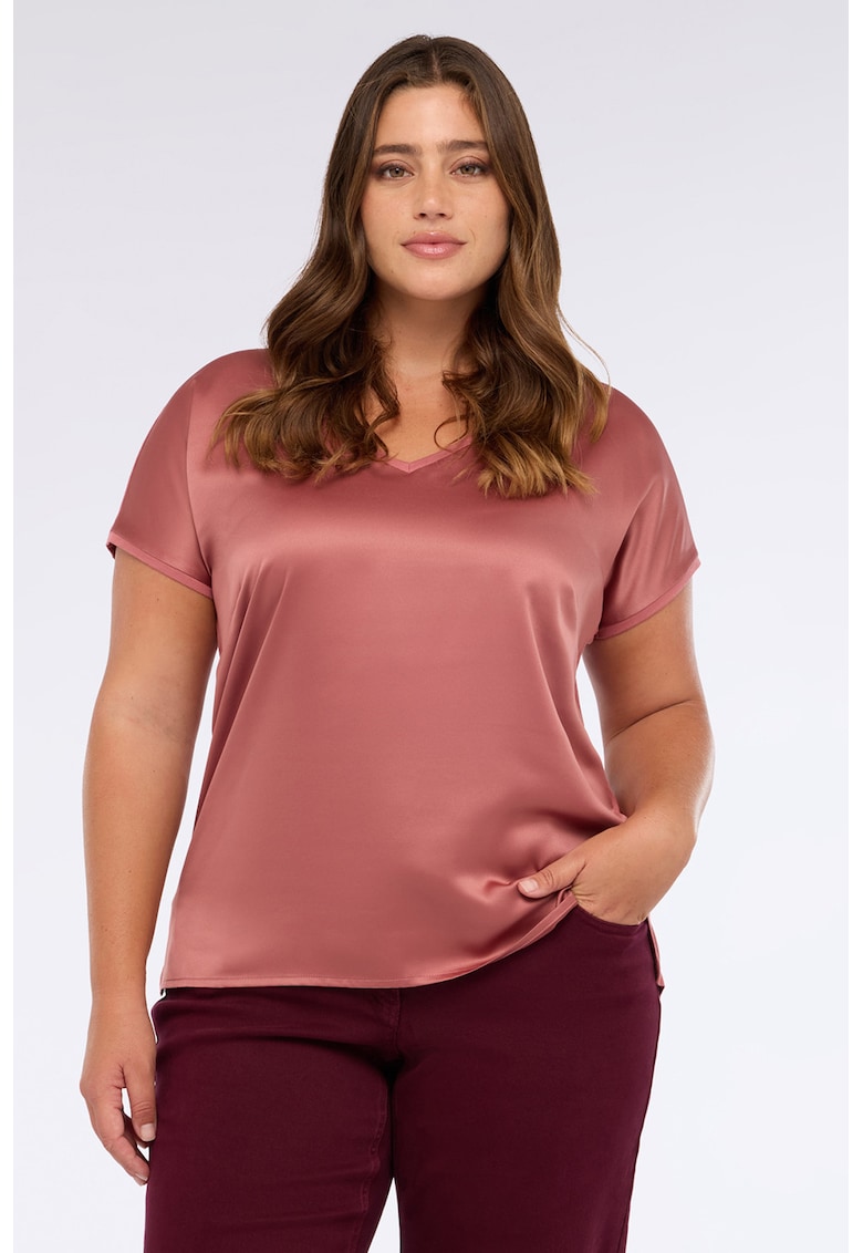 Tricou cu satin pe partea din fata