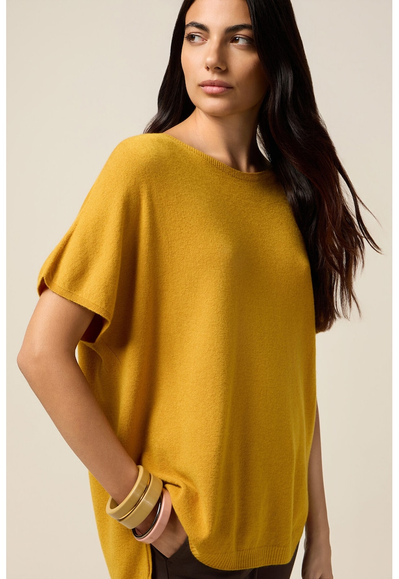 Tricou supradimensionat asimetric