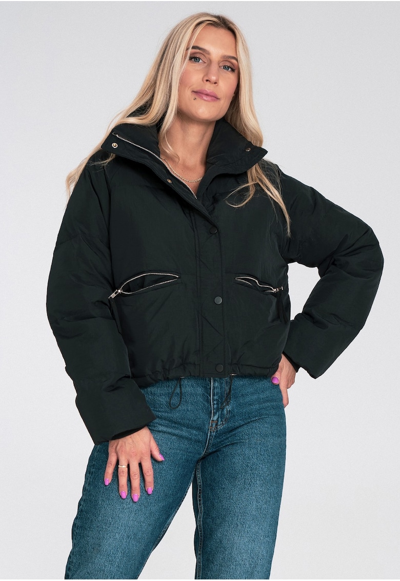 Geaca scurta neagra - sintetica - cu guler ridicat si buzunare - pentru femei