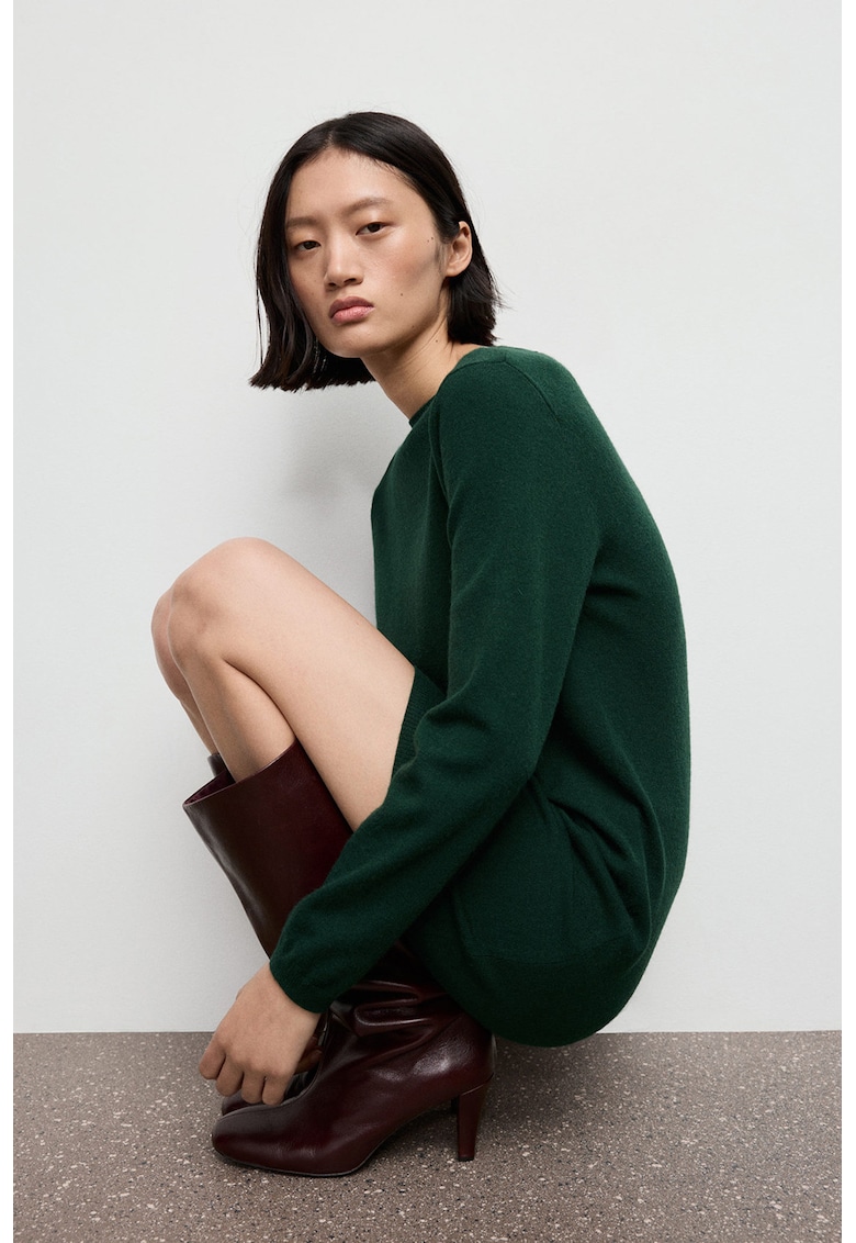 Rochie-pulover scurta cu model uni