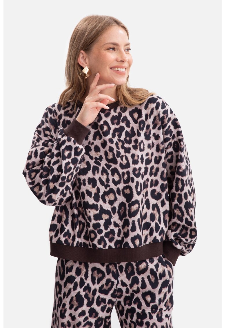 Hanorac tricotat - B303 model 1 cu imprimeu - maneci drepte - decolteu rotund - croiala lejera