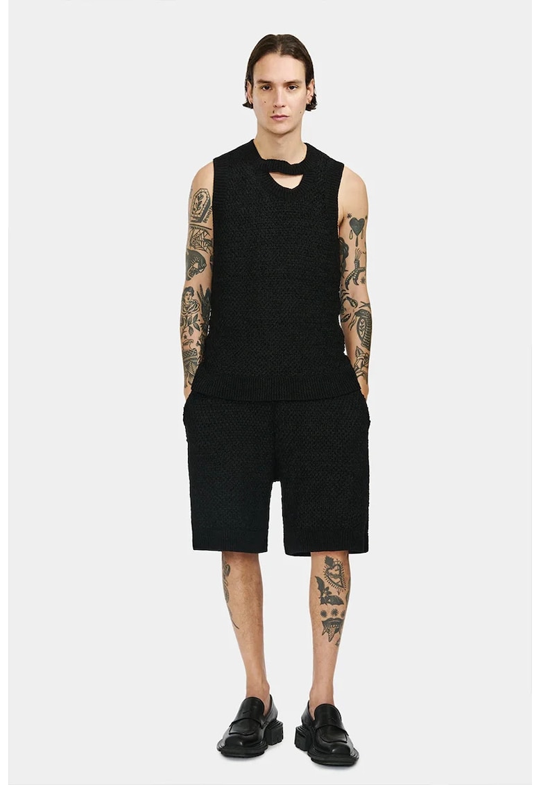 Vesta din tricot cu decupaj la guler