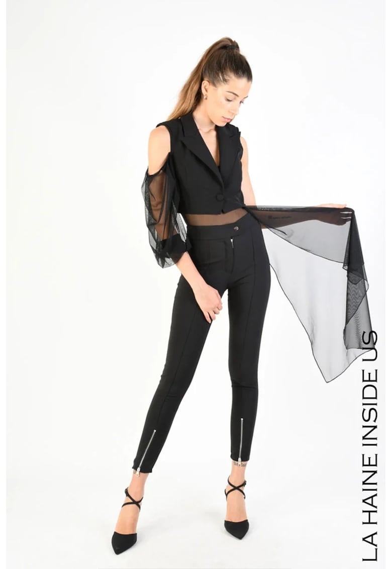 Vesta skinny cu maneca detasabila si inchidere printr-un nasture - Negru