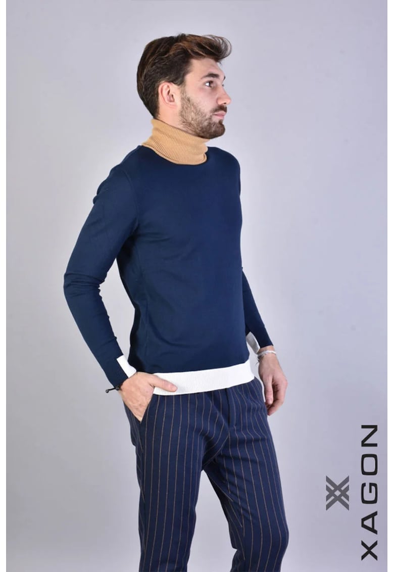 Bluza cu guler inalt barbateasca cu design modern in doua tonuri