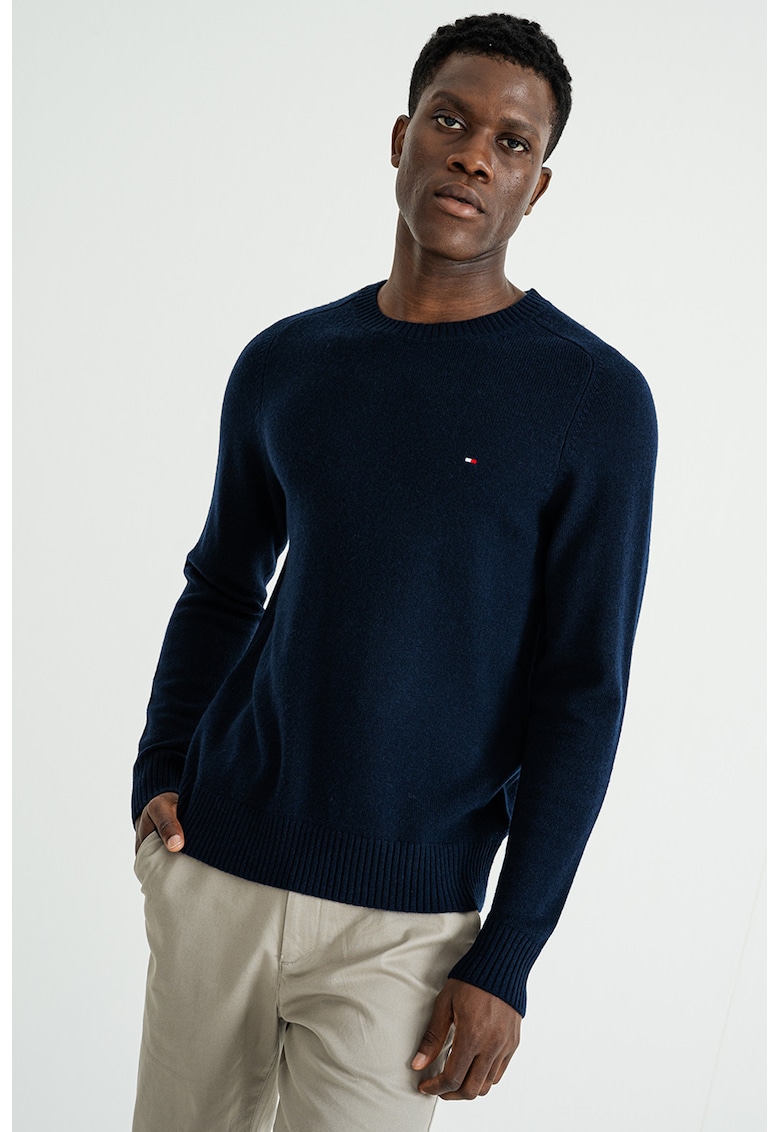 Pulover din lana cu logo discret