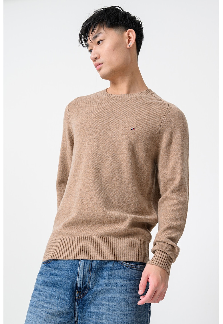 Pulover din lana cu logo discret