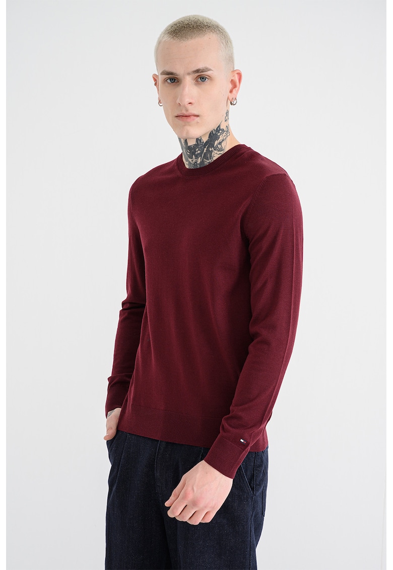 Pulover din lana merinos cu decolteu la baza gatului