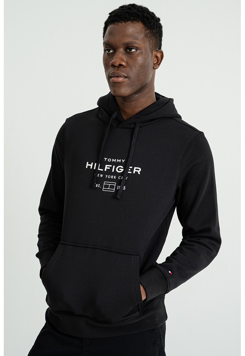 Hanorac cu buzunar kangaroo si logo - Negru