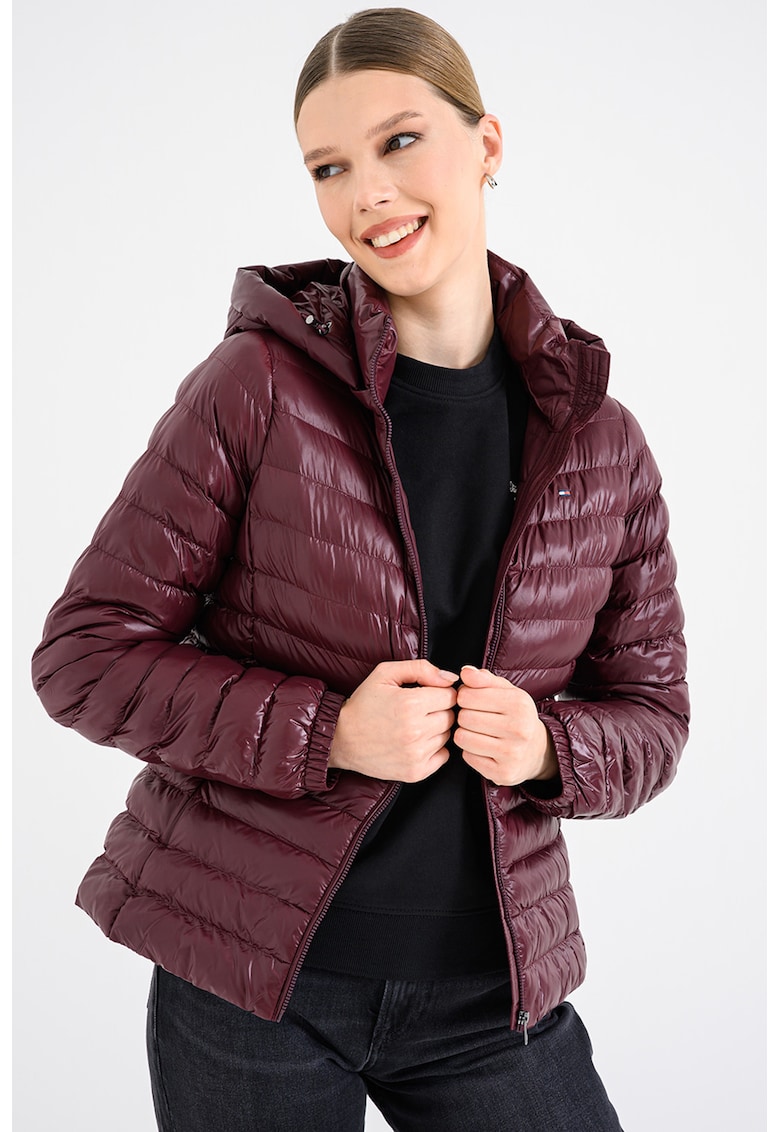 Jacheta cu finisaj rezistent la apa si fermoar