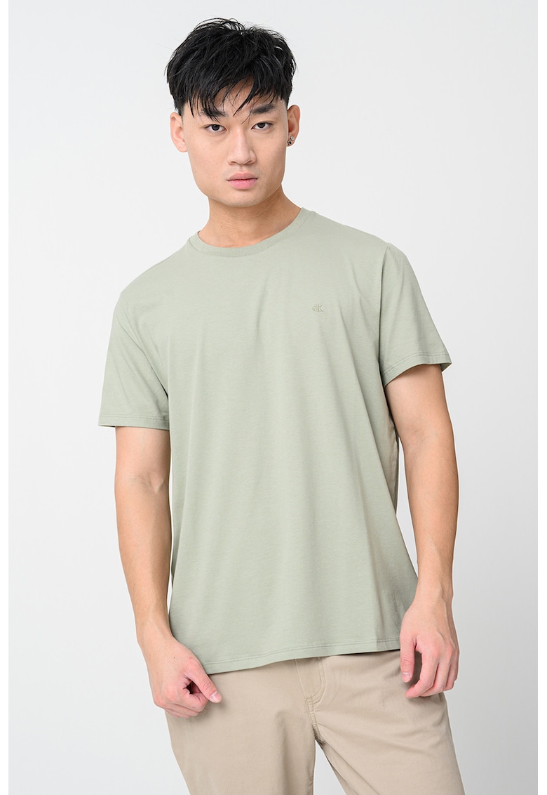 Tricou uni cu decolteu la baza gatului - Verde pal