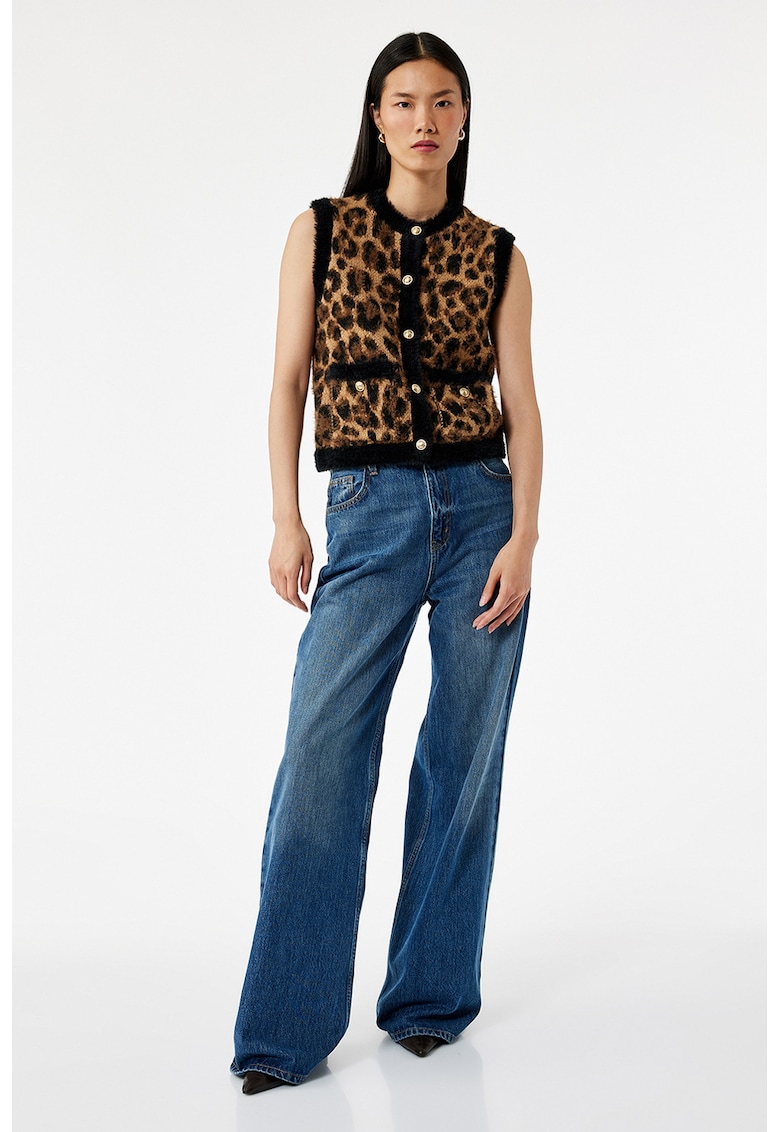 Vesta tricotata cu animal print