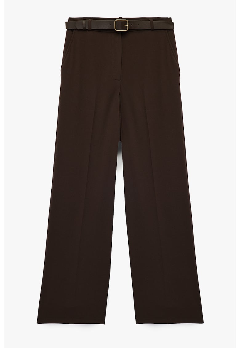 Pantaloni cu croiala ampla si o curea asortata