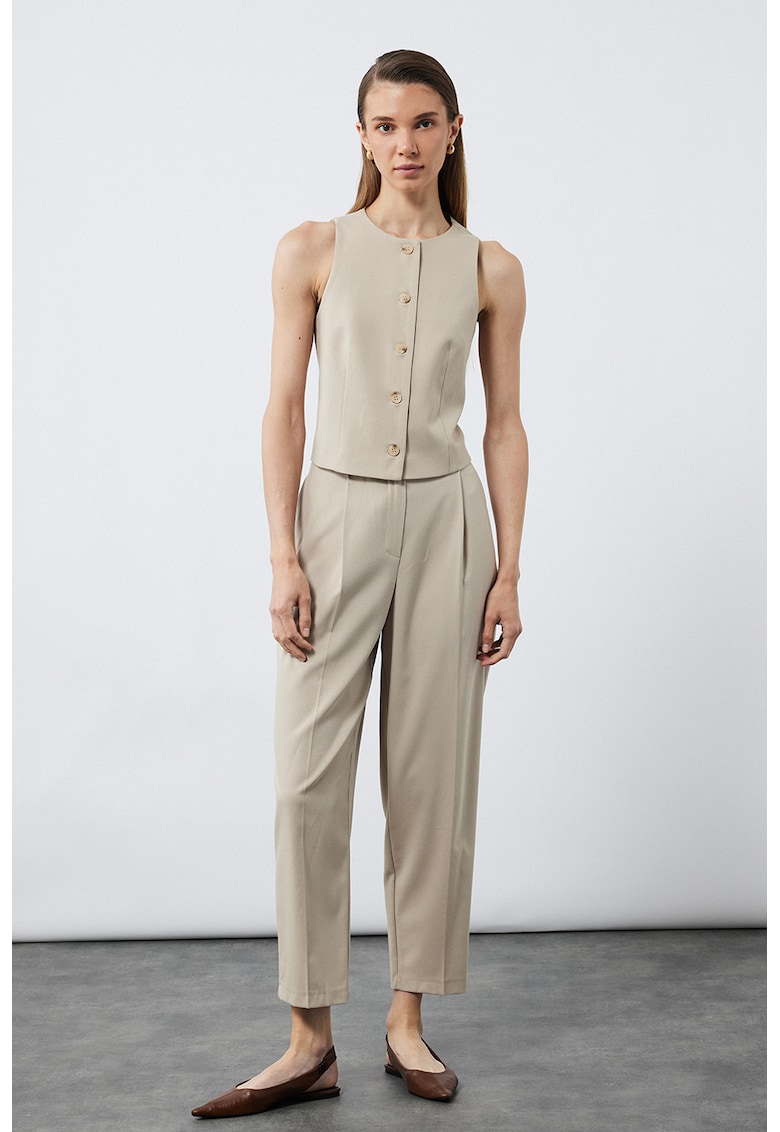 Pantaloni crop cu pensa