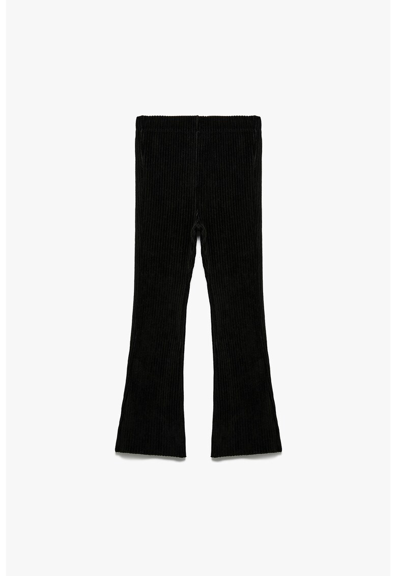 Colanti evazati cu striatii