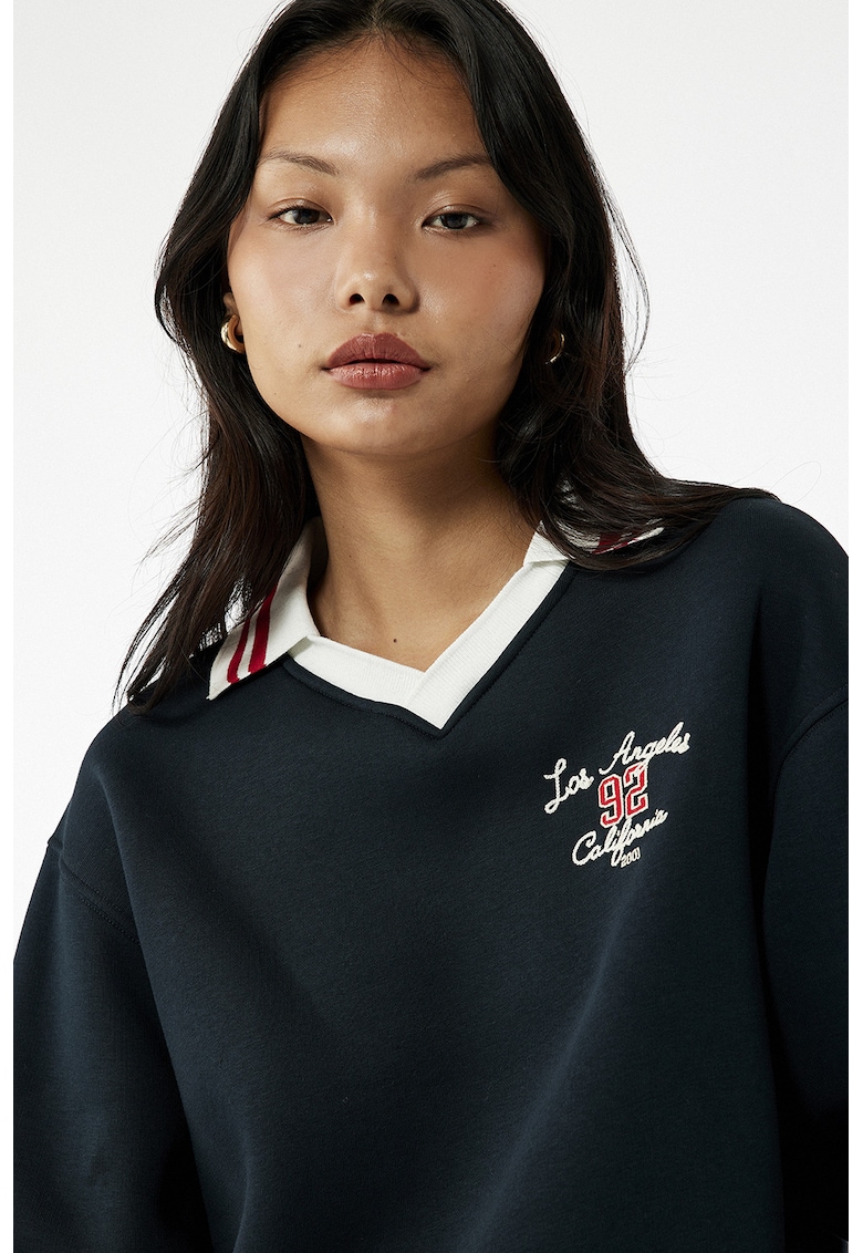 Pulover lejer cu imprimeu text Pulover lejer cu imprimeu text