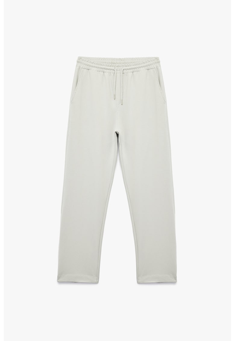 Pantaloni de trening drepti cu buzunare laterale