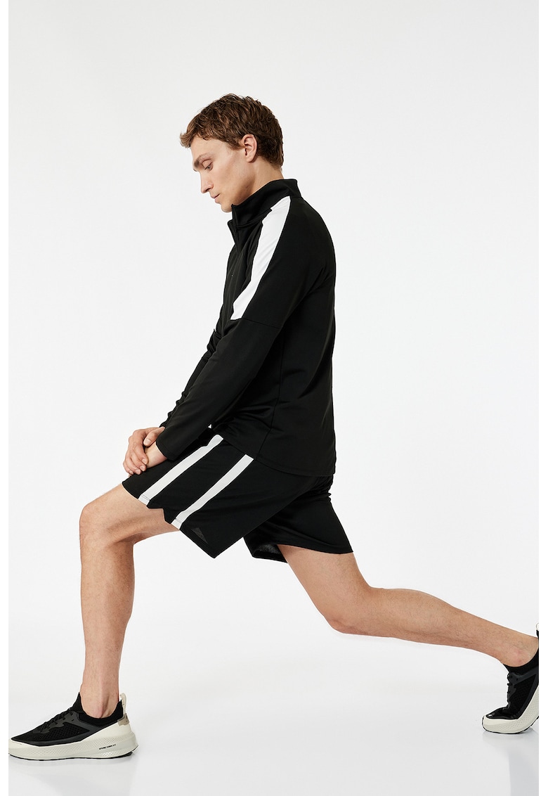 Pantaloni scurti lejeri cu dungi