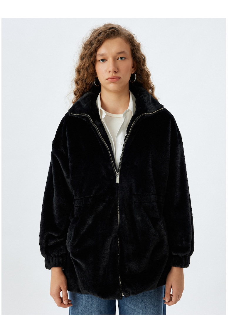 Jacheta supradimensionata de blana sintetica cu fermoar