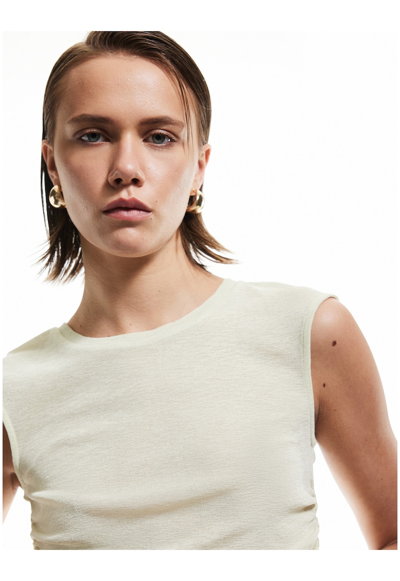 Top slim fit cu fronseu