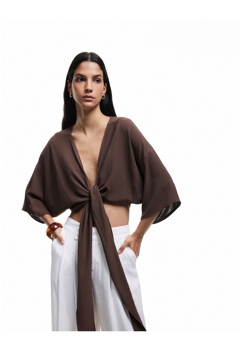 Bluza crop cu prindere frontala