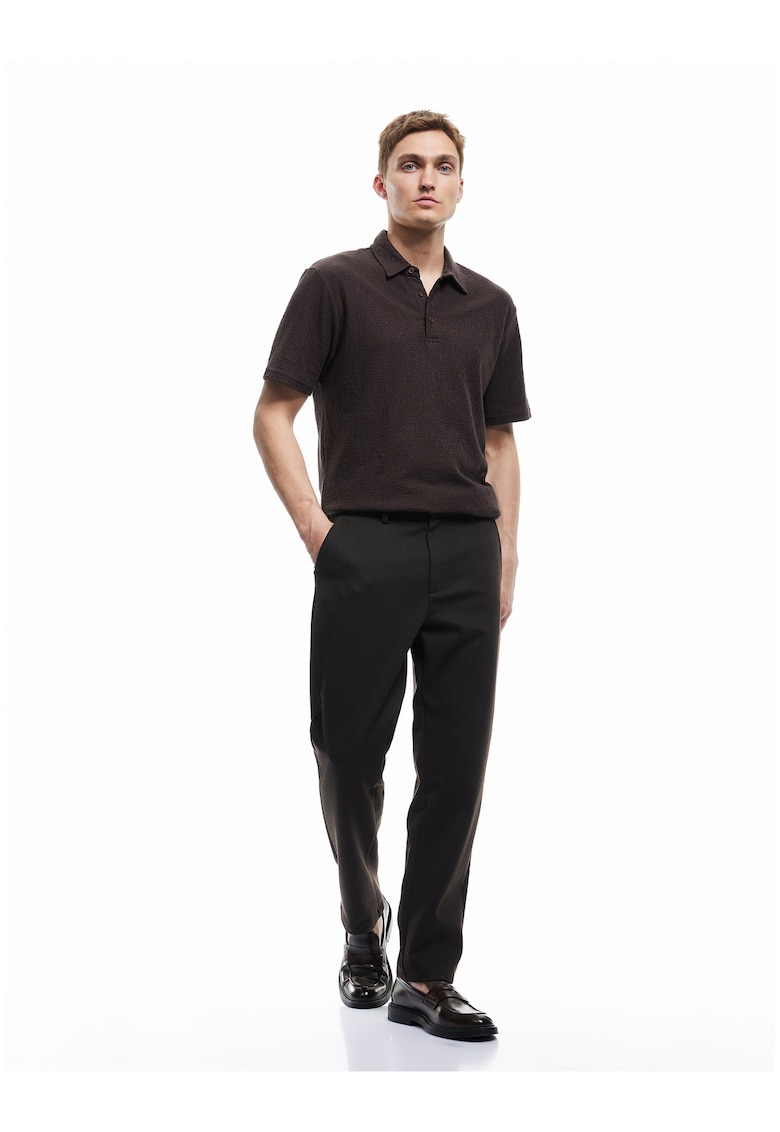 Pantaloni slim fit cu buzunare laterale - Bej