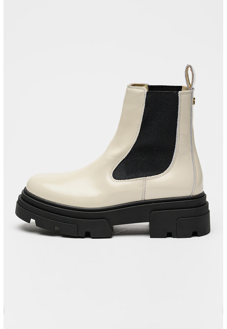 Ghete Chelsea de piele lacuita